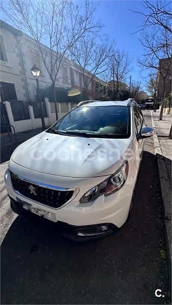 Usado Peugeot 2008 Style 100 CV (73 kW) 2018 Blanco SUV
