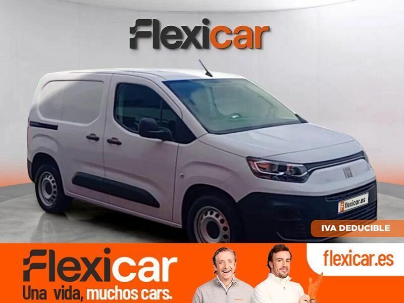 Blanco Usado 2023 Fiat Doblò Monovolumen | 17.390 € (Super precio) - Imagen 1/4