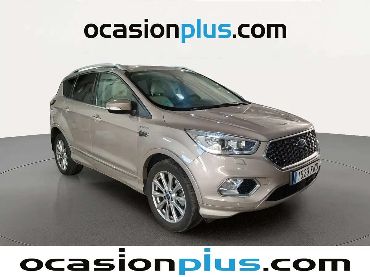 Usado Ford Kuga Vignale 180 CV (132 kW) 2018 Gris SUV