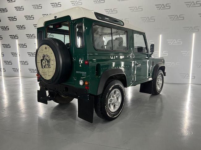 Usado Land Rover Defender SE 122 CV (89 kW) 2002 Verde Familiar