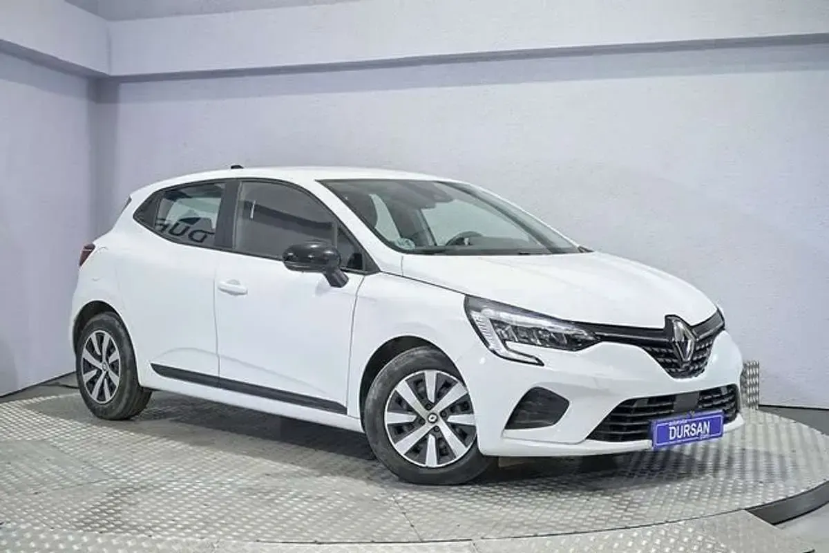 Usado Renault Clio Equilibre 101 CV (74 kW) 2023 Blanco Utilitario