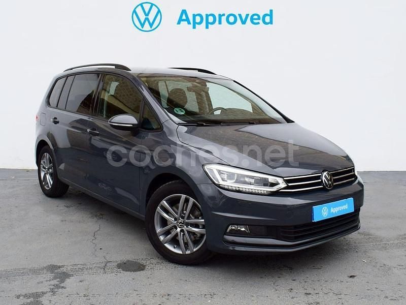 Gris / plata Usado 2025 VW Touran Monovolumen | 40.950 € (Caro) - Imagen 1/4