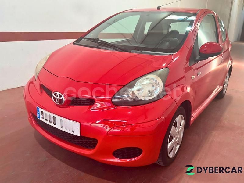 Rojo Usado 2010 Toyota Aygo Live Utilitario | 5290 € (Precio justo) - Imagen 1/4