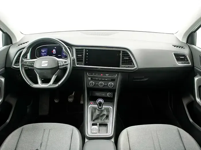 Usado Seat Ateca Style 150 CV (110 kW) 2022 Blanco SUV