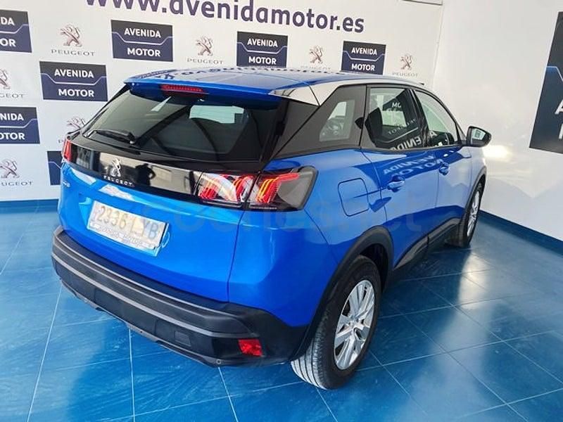 Usado Peugeot 3008 Active 130 CV (95 kW) 2022 Azul SUV