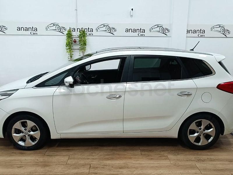 Usado Kia Carens 115 CV (84 kW) 2015 Blanco Monovolumen