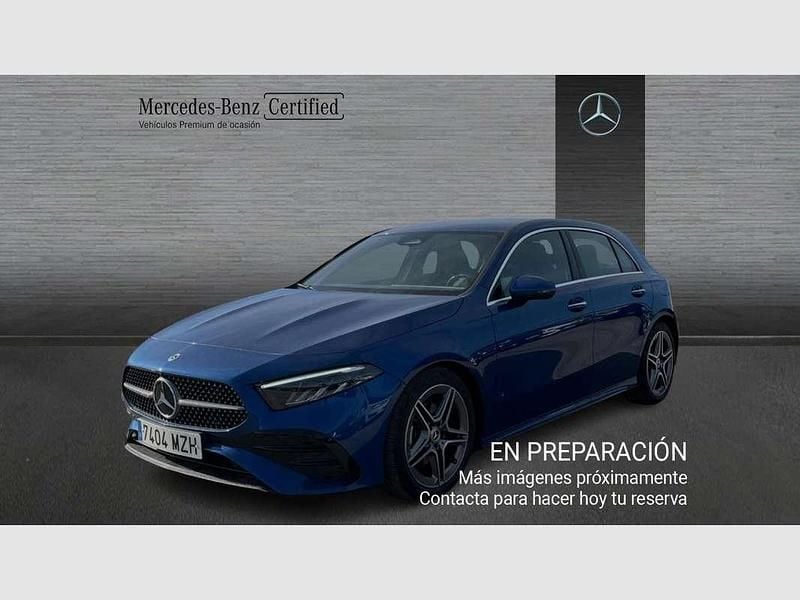 Usado Mercedes A200 163 CV (119 kW) 2025 Azul Berlina