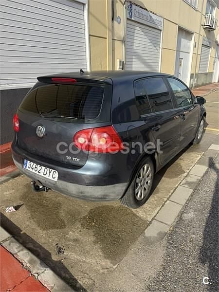 Usado VW Golf IV Highline 105 CV (77 kW) 2006 Azul Berlina