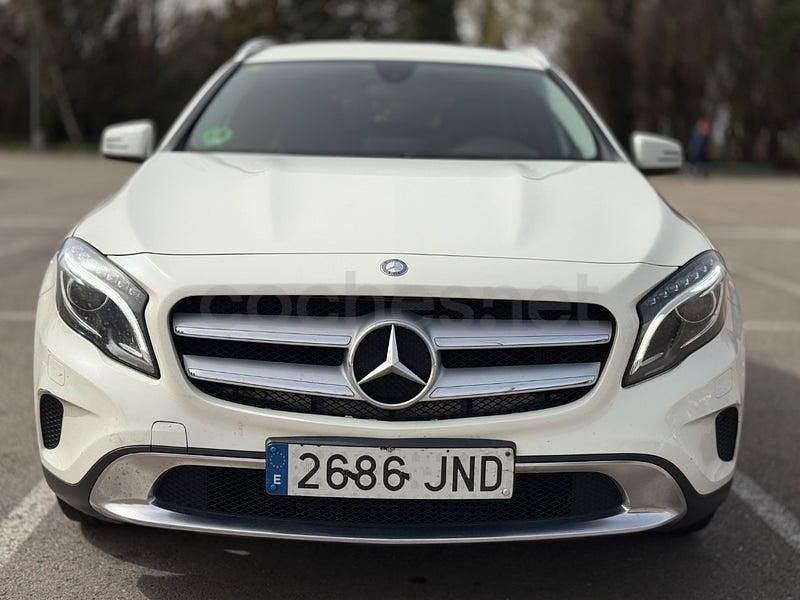 Usado Mercedes GLA200 AMG line 136 CV (100 kW) 2016 Blanco SUV