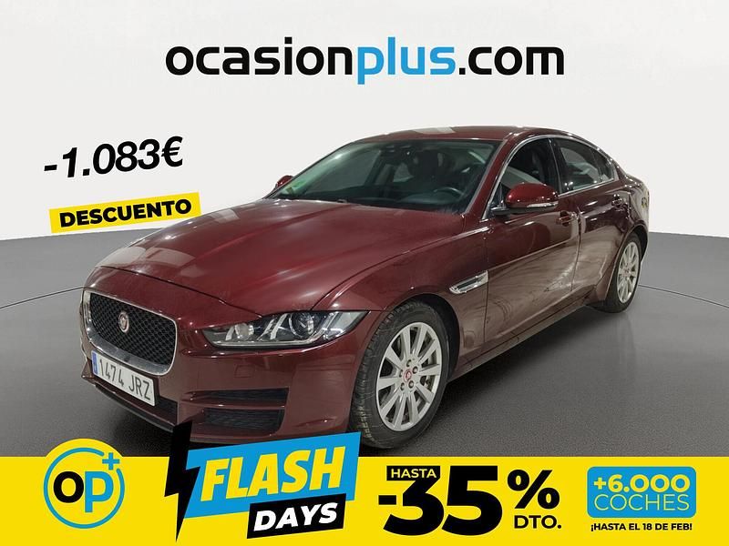Usado Jaguar XE Pure 180 CV (132 kW) 2016 Rojo Berlina