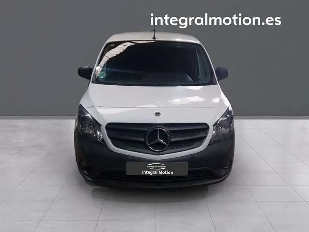 Usado Mercedes Citan 109 95 CV (69 kW) 2021 Blanco Monovolumen