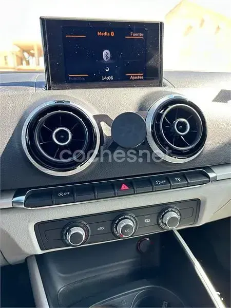 Usado Audi A3 150 CV (110 kW) 2014 Blanco Berlina