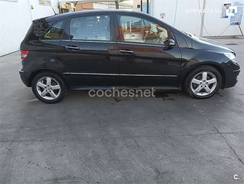 Usado Mercedes B200 140 CV (102 kW) 2006 Negro Monovolumen