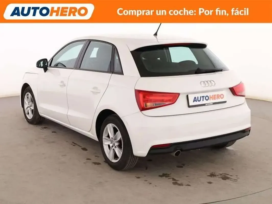 Usado Audi A1 Attraction 90 CV (66 kW) 2017 Blanco Utilitario
