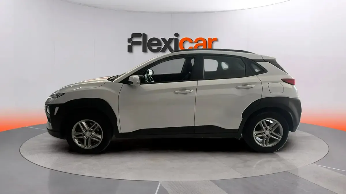 Usado Hyundai Kona 120 CV (88 kW) 2019 Blanco SUV