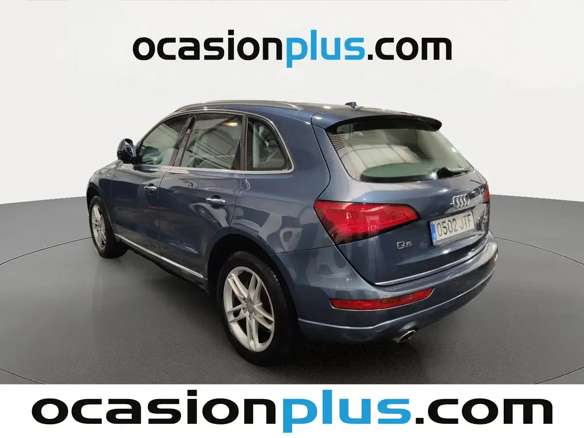 Käytetty Audi Q5 Advanced 190 HP (139 kW) 2016 Sininen Katumaasturi