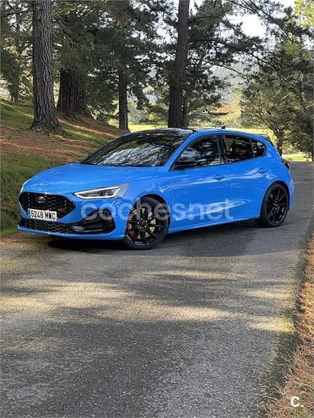 Azul Usado 2024 Ford Focus ST Berlina | 47.000 € - Imagen 1/4