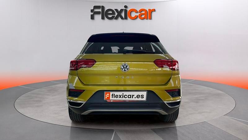 Usado VW T-Roc Advance 116 CV (85 kW) 2018 Amarillo SUV