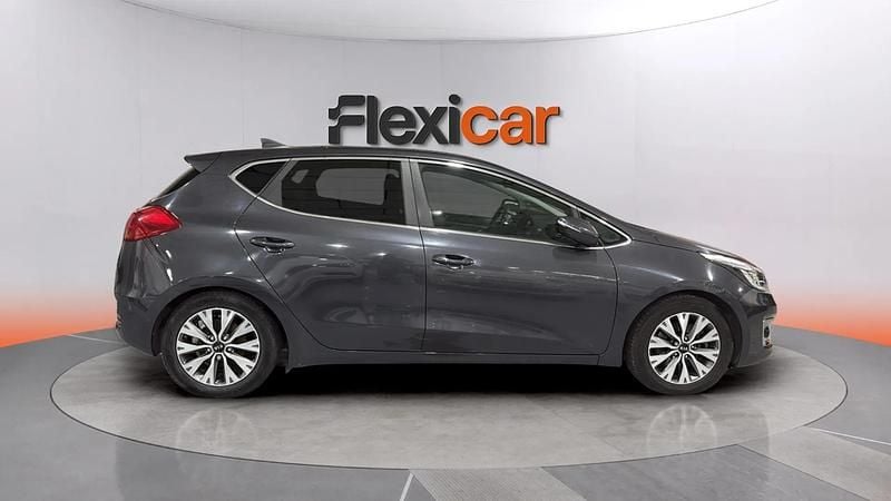 Usado Kia Ceed GT 90 CV (66 kW) 2017 Gris Berlina