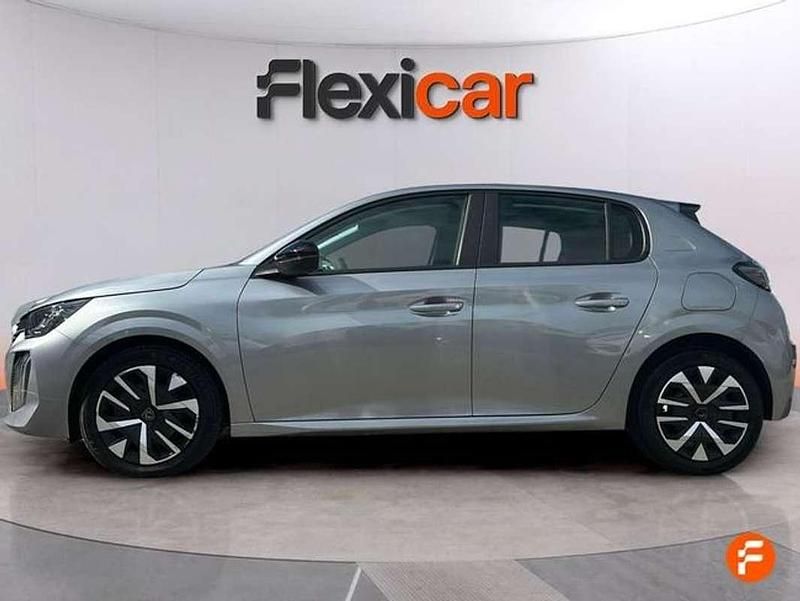 Usado Peugeot 208 Allure 102 CV (75 kW) 2024 Gris Utilitario