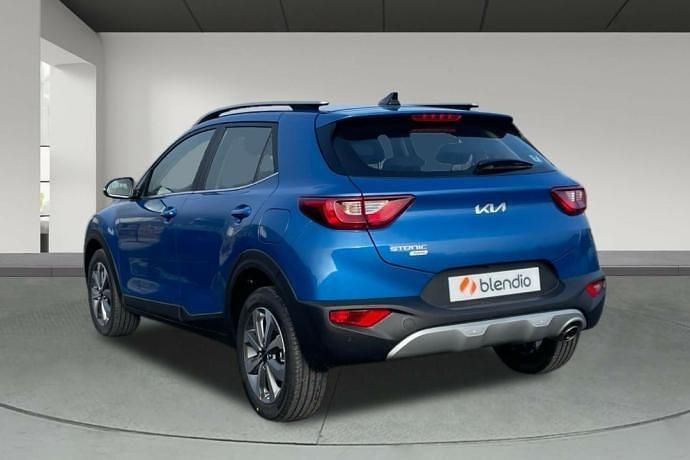 Usado Kia Stonic 101 CV (74 kW) 2024 Azul SUV