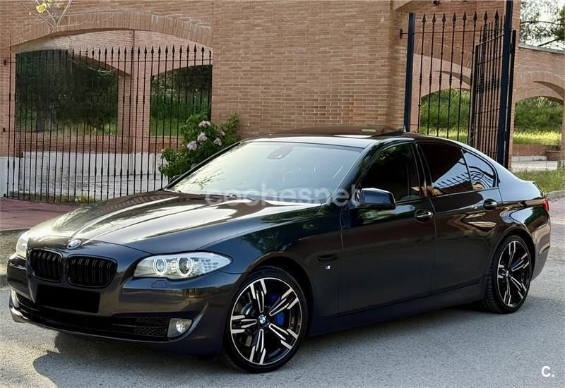 Negro Usado 2011 BMW 530 Gran Turismo Berlina | 16.990 € (Precio justo) - Imagen 1/4