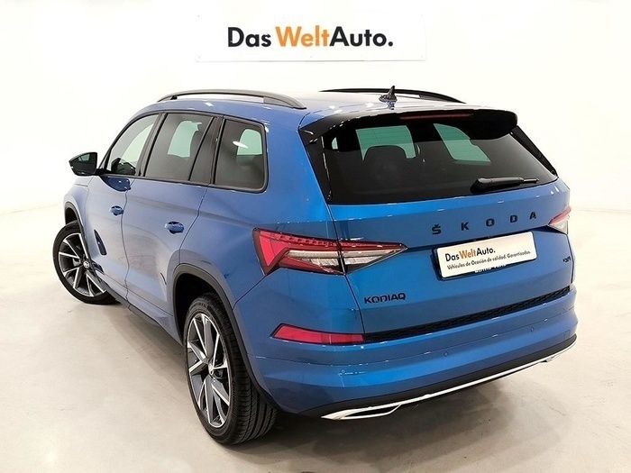 Azul Usado 2024 Skoda Kodiaq SportLine SUV | 46.800 € - Imagen 1/4