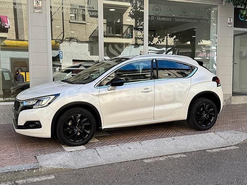 Usado DS Automobiles DS4 Crossback Style 120 CV (88 kW) 2016 Blanco SUV