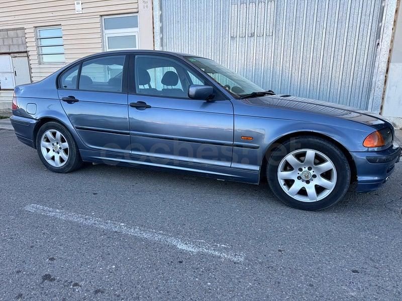 Usado BMW 320 136 CV (100 kW) 2000 Azul Berlina