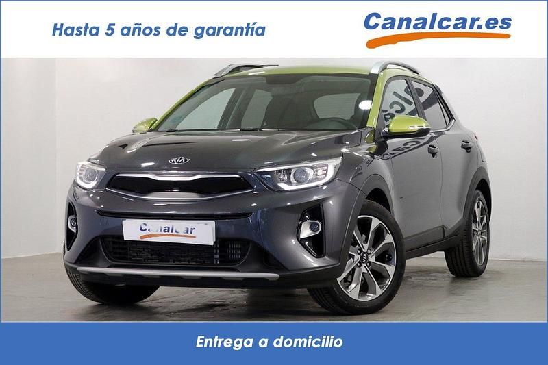 Usado Kia Stonic 100 CV (73 kW) 2020 Negro SUV