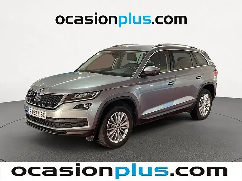 Usado Skoda Kodiaq Ambition 150 CV (110 kW) 2021 Gris SUV