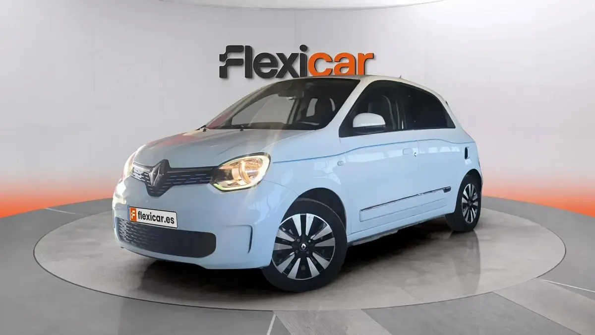 Usado Renault Twingo Techno 60 kW (82 CV) 2022 Blanco Utilitario