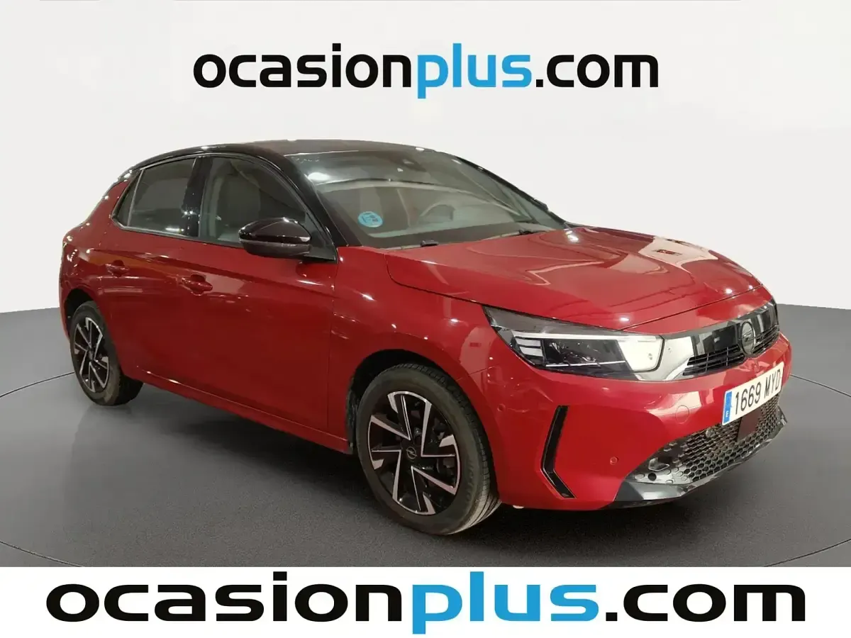 Usado Opel Corsa 100 CV (73 kW) 2025 Rojo Utilitario