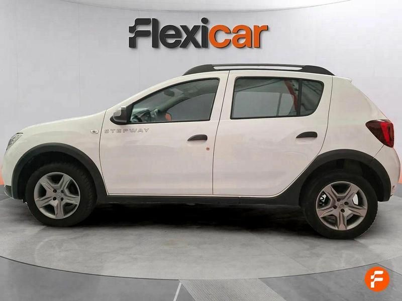 Usado Dacia Sandero Essentiel 90 CV (66 kW) 2019 Blanco Utilitario