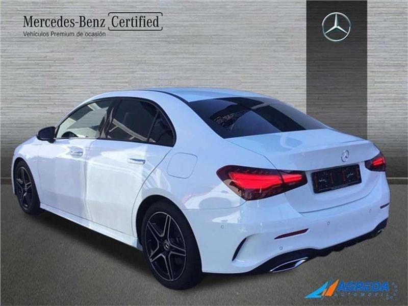 Usado Mercedes A180 136 CV (100 kW) 2025 Berlina
