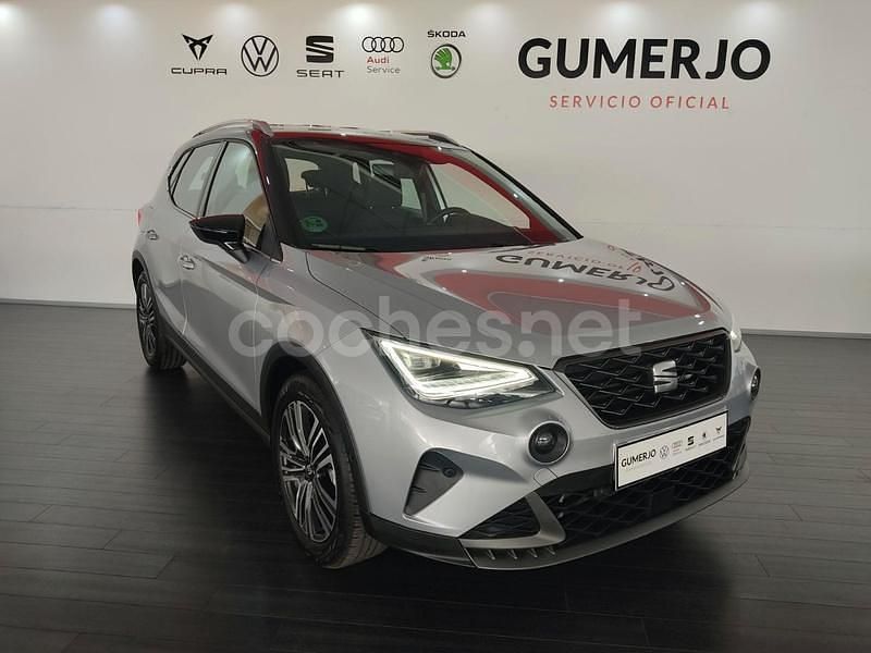 Gris / plata Usado 2024 Seat Arona FR SUV | 19.500 € (Precio justo) - Imagen 1/4