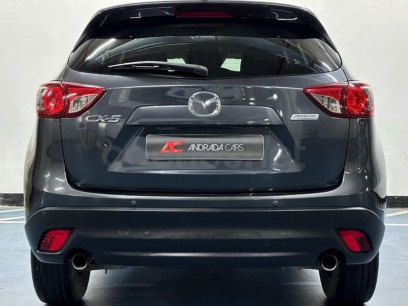 Usado Mazda CX-5 Style 165 CV (121 kW) 2014 Gris / plata SUV