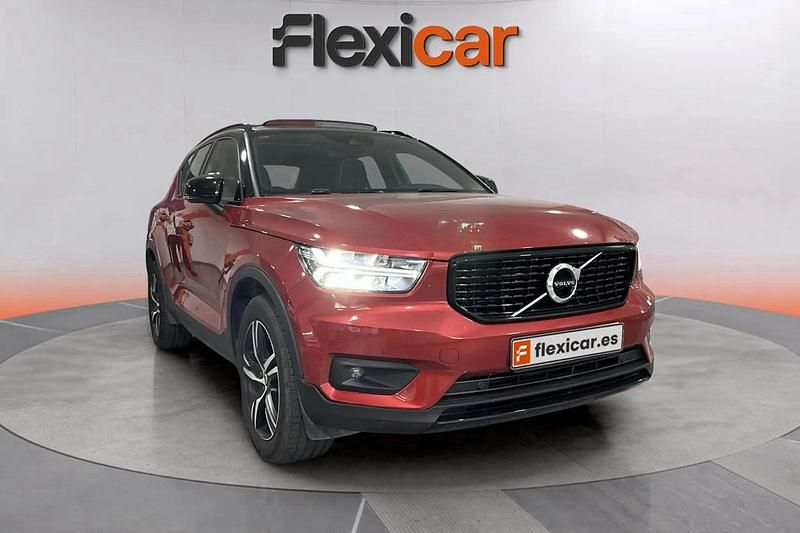 Rojo Usado 2020 Volvo XC40 Inscription SUV | 23.190 € (Caro) - Imagen 1/4