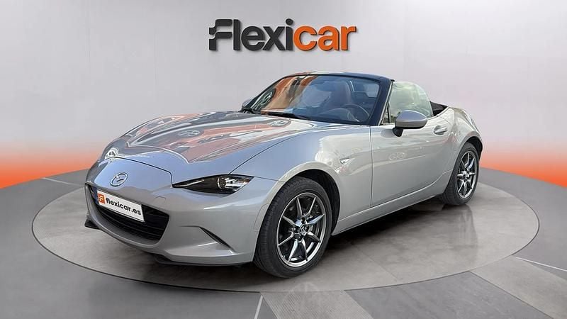 Usado Mazda MX5 Prime-Line 132 CV (97 kW) 2024 Gris Descapotable