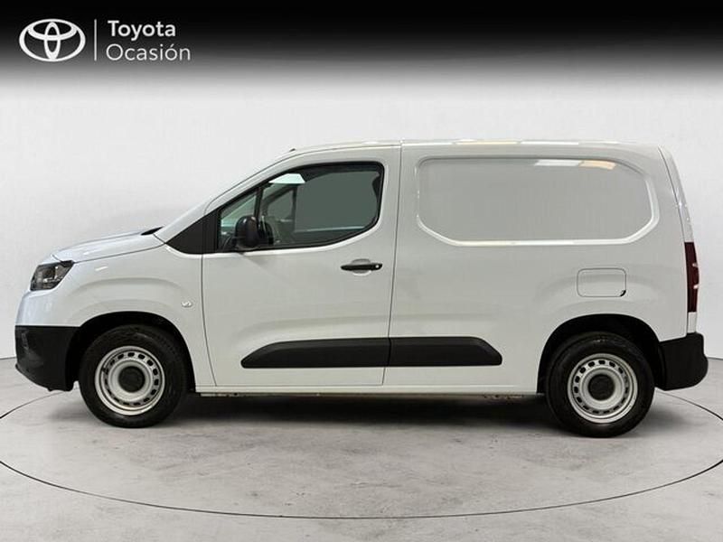 Usado Toyota Proace City City 102 CV (75 kW) 2024 Blanco Monovolumen