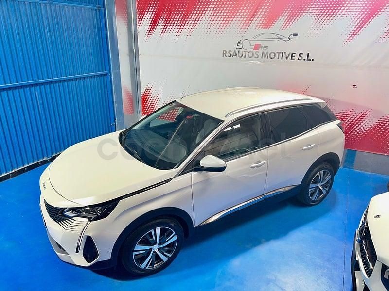 Usado Peugeot 3008 Active 130 CV (95 kW) 2021 Blanco SUV