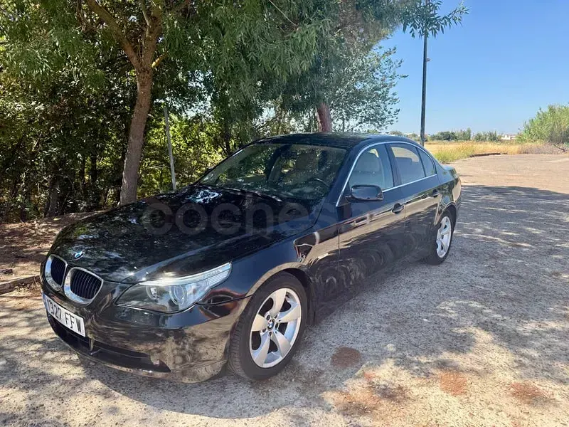 Usado BMW 520 163 CV (119 kW) 2006 Negro Berlina