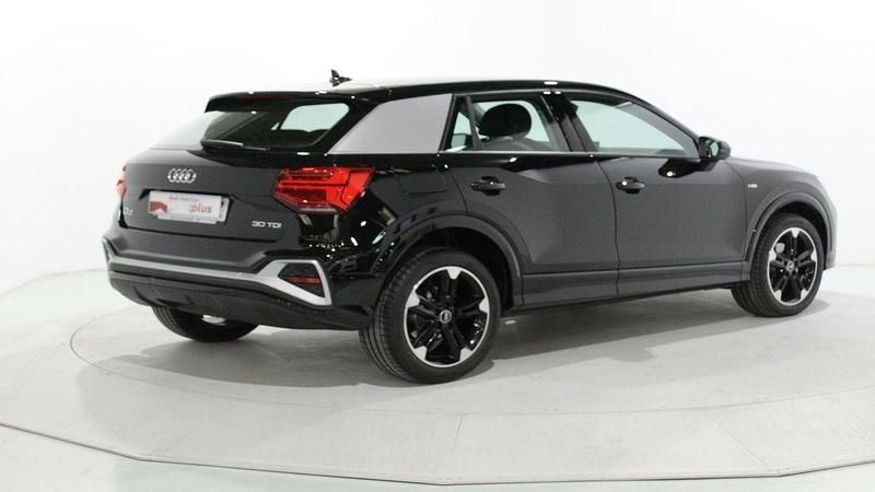 Usado Audi Q2 S-Line 150 CV (110 kW) 2023 Negro SUV