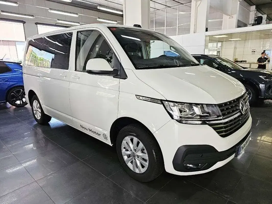 Usado VW Caravelle 150 CV (110 kW) 2023 Blanco Van