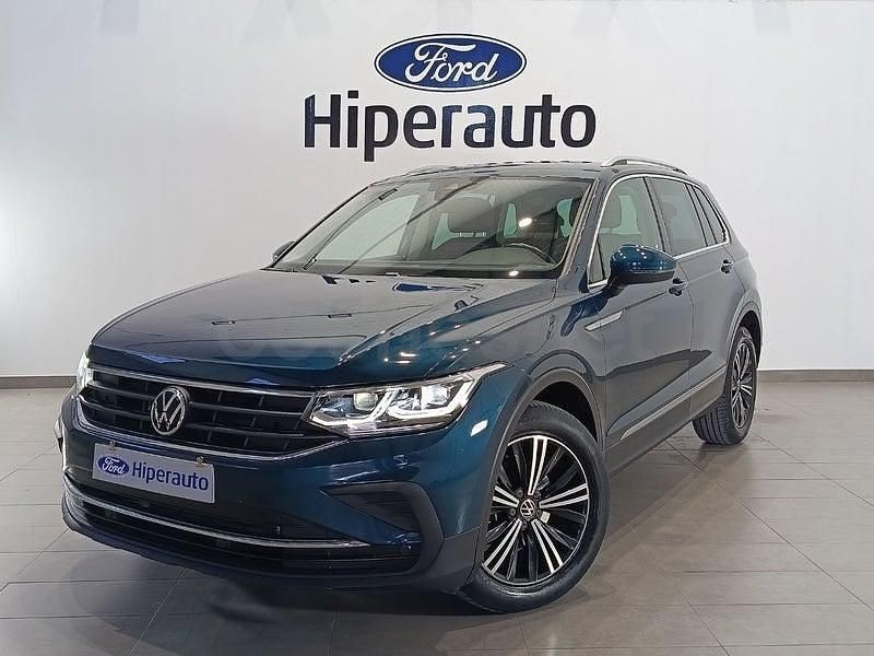 Usado VW Tiguan Life 150 CV (110 kW) 2021 Azul SUV