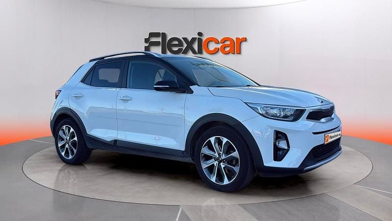 Usado Kia Stonic 116 CV (85 kW) 2019 Blanco SUV
