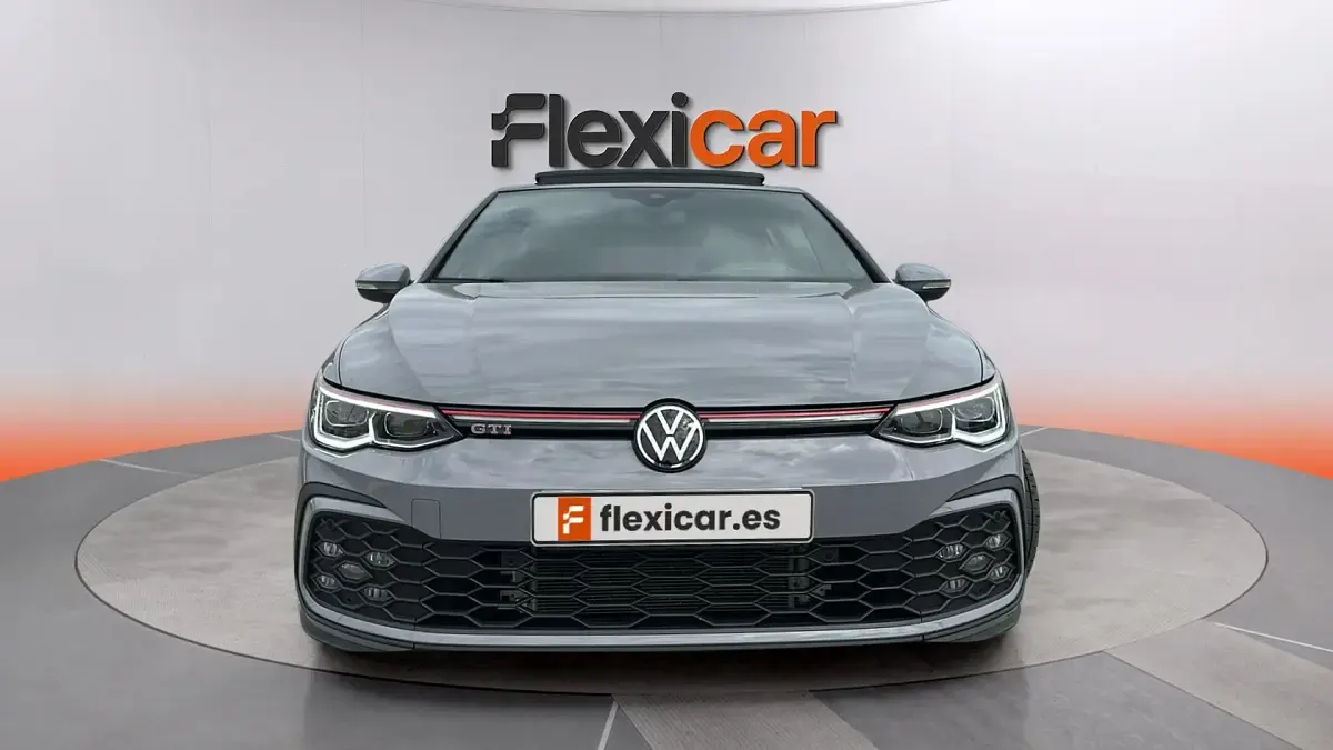 Usado VW Golf VIII GTI 245 CV (180 kW) 2023 Gris Berlina