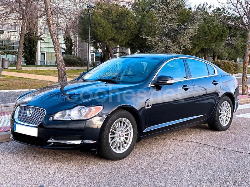 Usado Jaguar XF Luxury 239 CV (175 kW) 2008 Azul Berlina