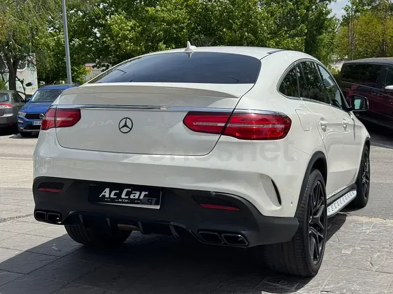 Usado Mercedes GLE63 AMG 585 CV (430 kW) 2016 Blanco Coupe