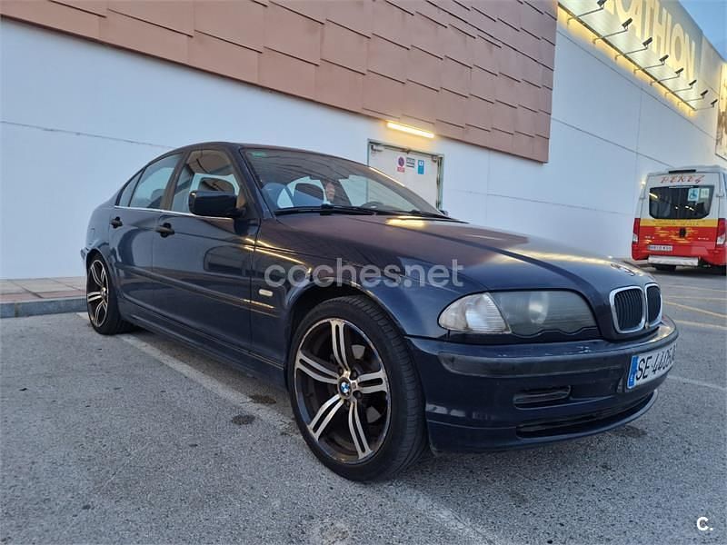 Usado BMW 318 113 CV (83 kW) 1998 Azul Berlina